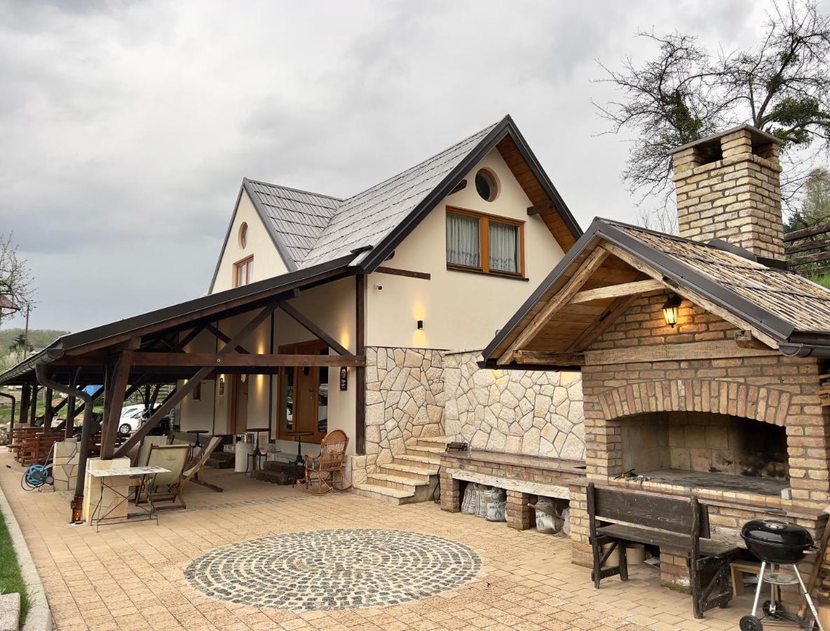 Toplik Village Resort Lukavica Екстер'єр фото