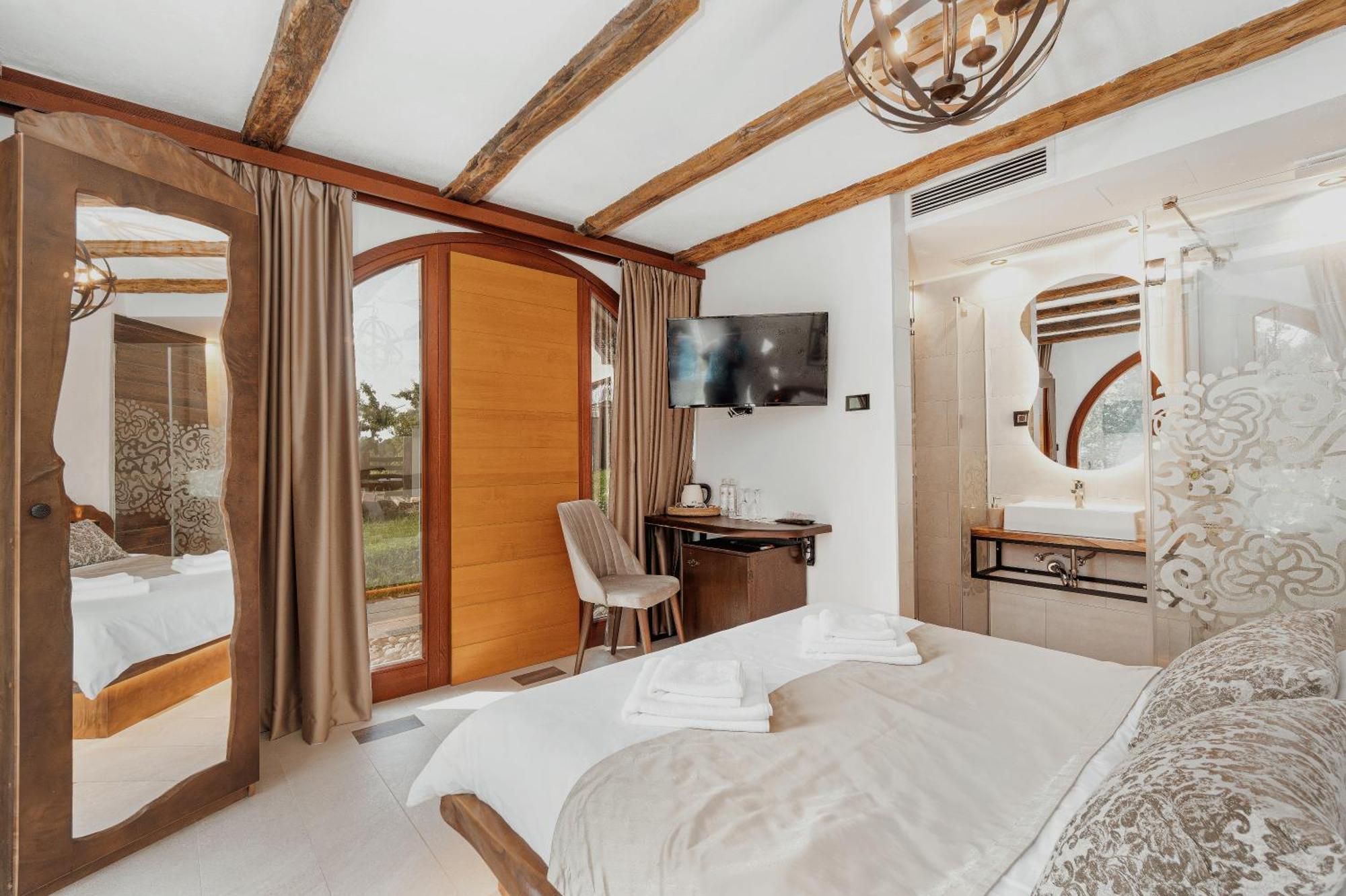 Toplik Village Resort Lukavica Екстер'єр фото